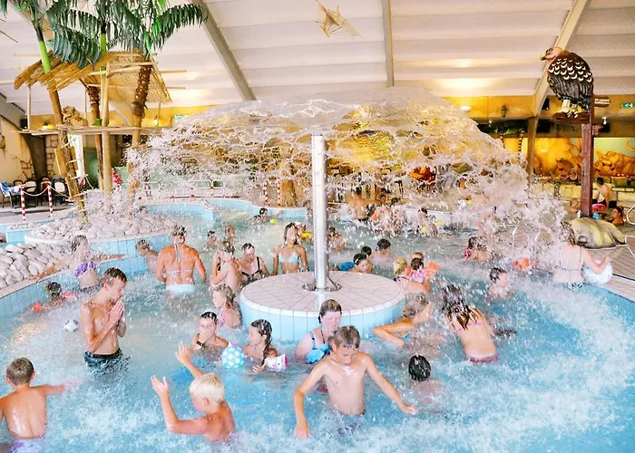 Oostappen Droomgaard Holiday park 3*